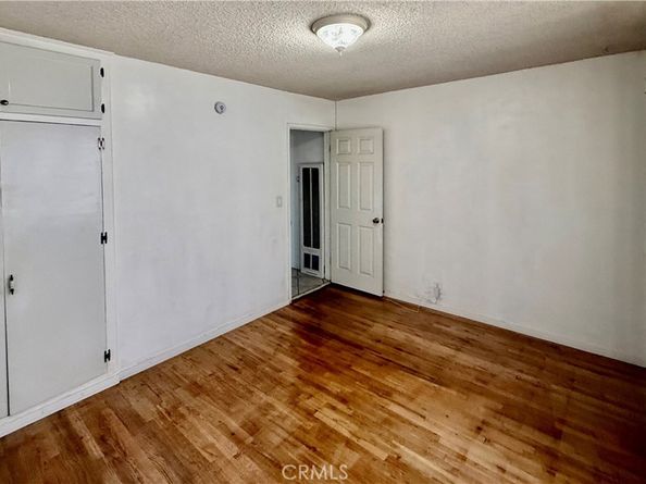 1526 Lakme Avenue, Wilmington CA 90744