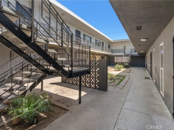 1850 Gardenia Avenue, Long Beach CA 90806