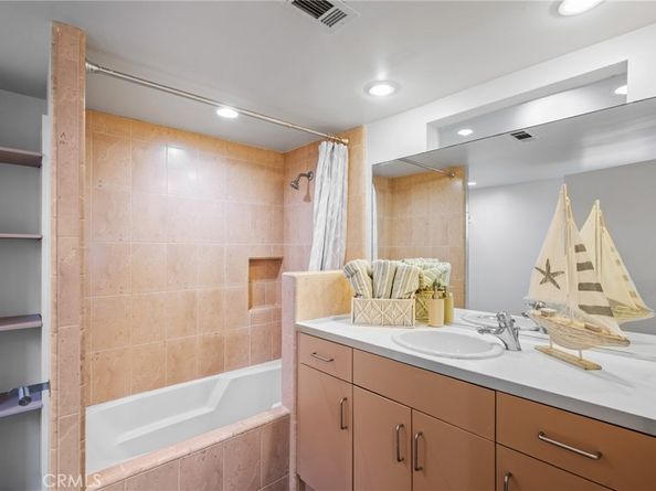 726 W 37th Street, San Pedro CA 90731