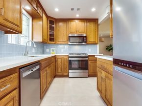 6513 Denmead Street, Lakewood CA 90713