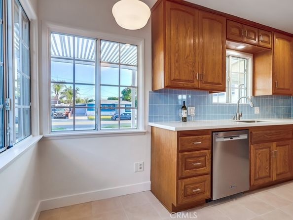 6513 Denmead Street, Lakewood CA 90713