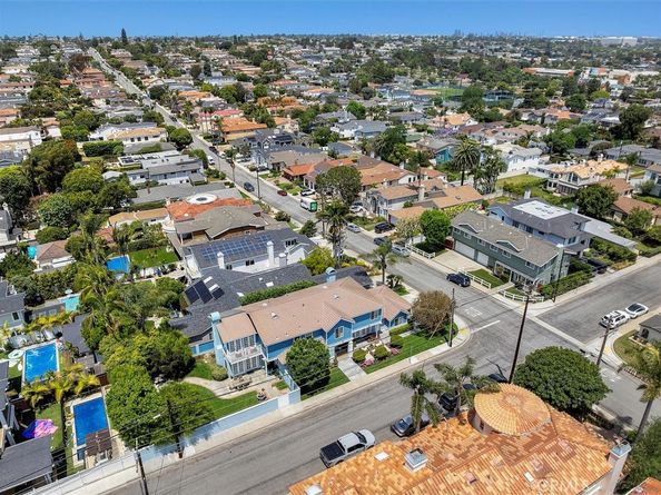 1760 9th Street, Manhattan Beach CA 90266