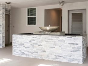 901 Ocean Avenue, Santa Monica CA 90403