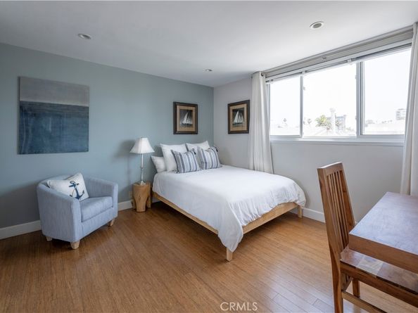 901 Ocean Avenue, Santa Monica CA 90403