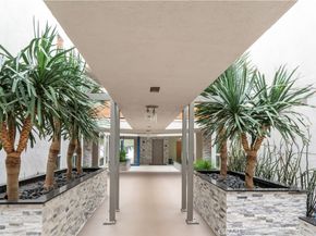 901 Ocean Avenue, Santa Monica CA 90403