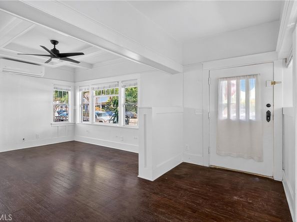 521 Olive Avenue, Long Beach CA 90802