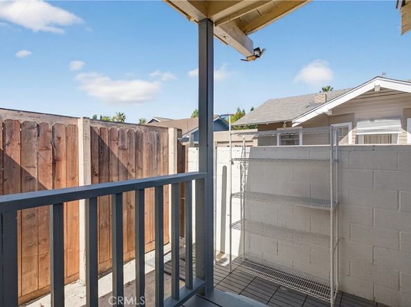 521 Olive Avenue, Long Beach CA 90802