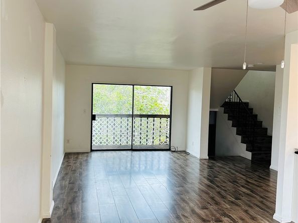 850 W 157th 6, Gardena CA 90247