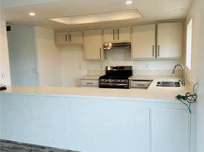 850 W 157th 6, Gardena CA 90247