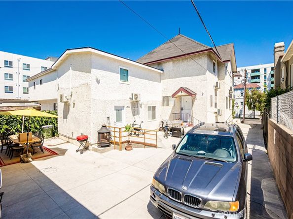1035 S Catalina Street, Los Angeles CA 90006