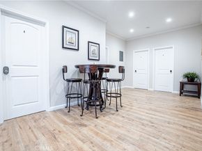 1035 S Catalina Street, Los Angeles CA 90006