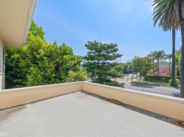 268 S Norton Avenue, Los Angeles CA 90004