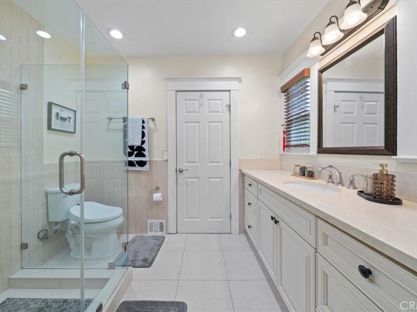 268 S Norton Avenue, Los Angeles CA 90004