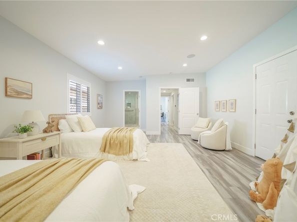 22046 Kinzie Street, Chatsworth CA 91311