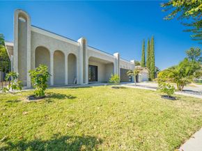 22046 Kinzie Street, Chatsworth CA 91311