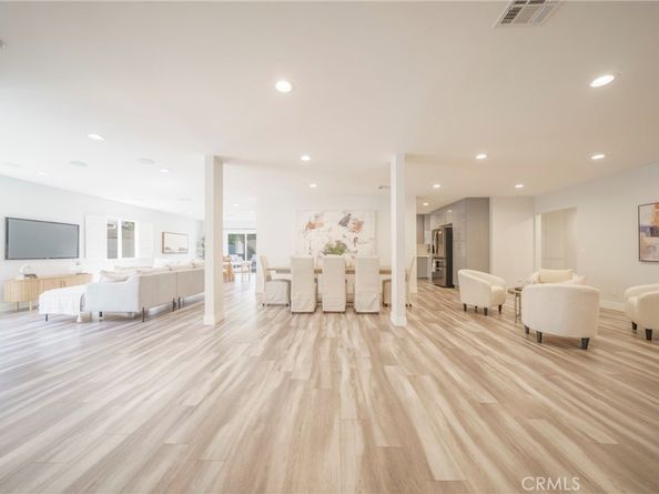 22046 Kinzie Street, Chatsworth CA 91311
