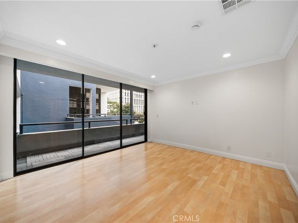 880 W 1st Street 309, Los Angeles CA 90012