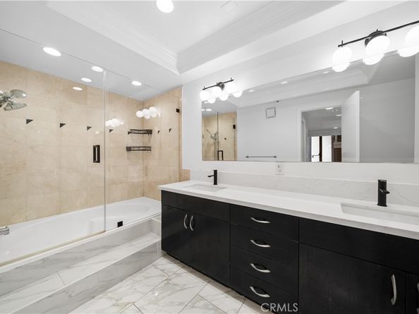 880 W 1st Street 309, Los Angeles CA 90012