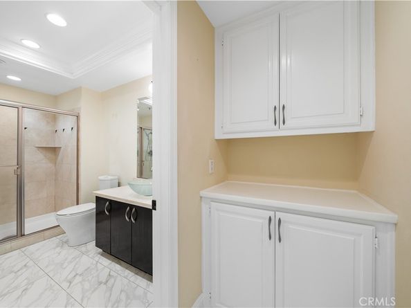 880 W 1st Street 309, Los Angeles CA 90012