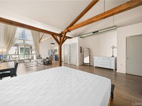 527 Molino Street 213, Los Angeles CA 90013