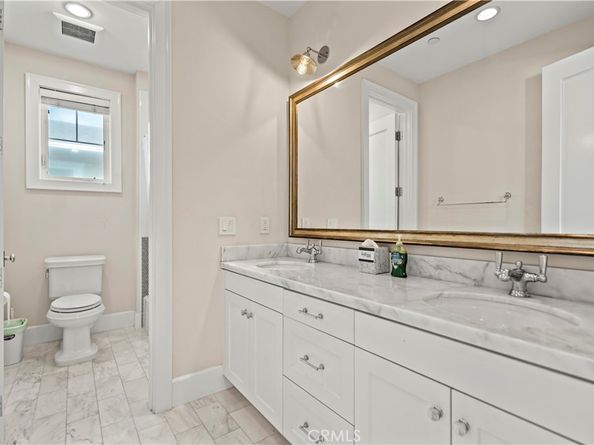 4 Summer House Lane, Newport Beach CA 92660