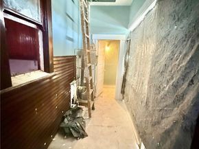 860 W 54th, Los Angeles CA 90037