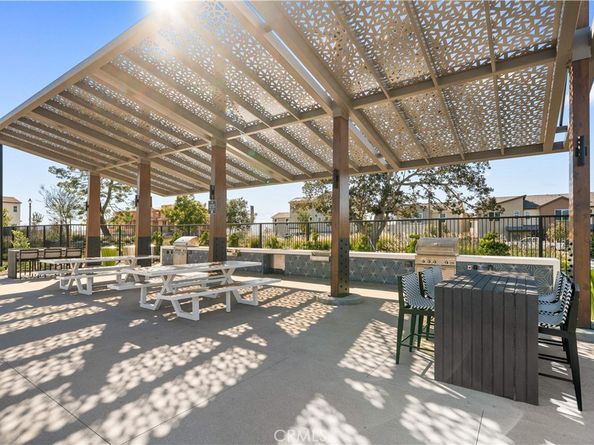 289 Shoveler, Irvine CA 92618