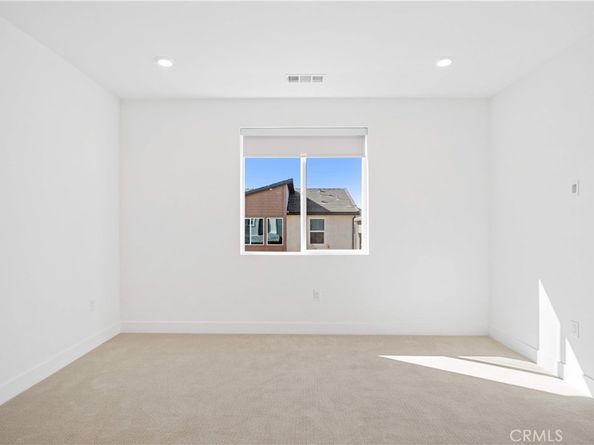 289 Shoveler, Irvine CA 92618