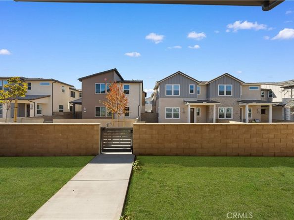 289 Shoveler, Irvine CA 92618