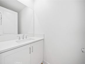 289 Shoveler, Irvine CA 92618