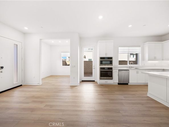 289 Shoveler, Irvine CA 92618