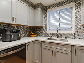 9241 Park Street 32, Bellflower CA 90706