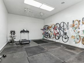 5585 E Pacific Coast Highway 132, Long Beach CA 90804