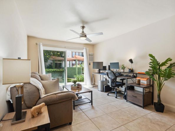 5585 E Pacific Coast Highway 132, Long Beach CA 90804