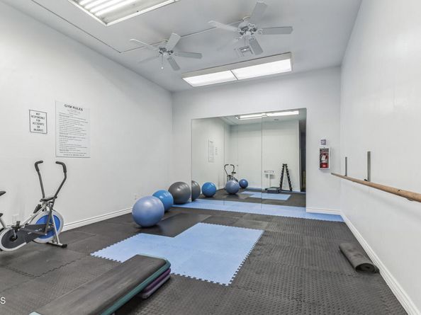 5585 E Pacific Coast Highway 132, Long Beach CA 90804