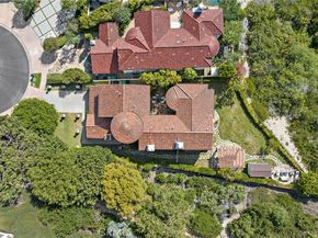 28 Sandy Cv, Newport Coast CA 92657