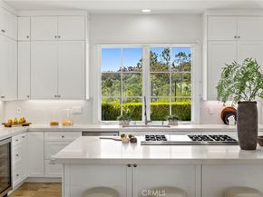 28 Sandy Cv, Newport Coast CA 92657