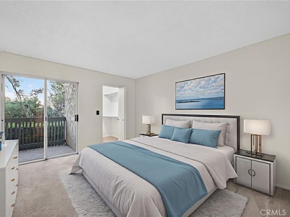 576 N Bellflower 101, Long Beach CA 90814