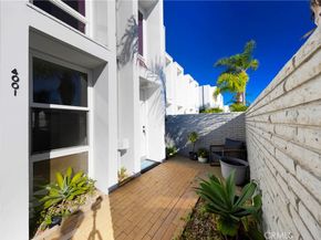 4001 Warner, Huntington Beach CA 92649
