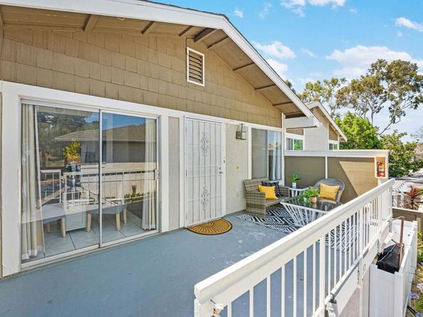 853 Dana Point Way, Oceanside CA 92058