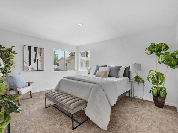 853 Dana Point Way, Oceanside CA 92058