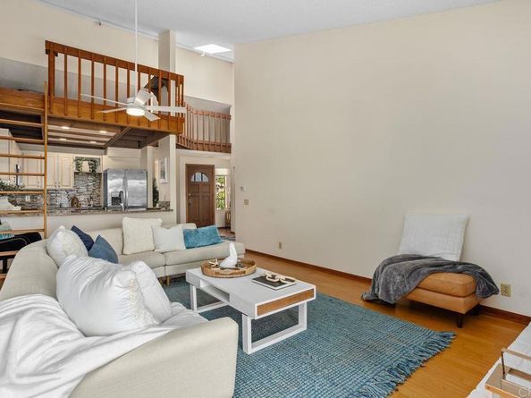 801 Kalpati Circle B, Carlsbad CA 92008