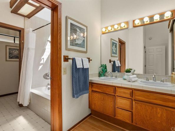 801 Kalpati Circle B, Carlsbad CA 92008