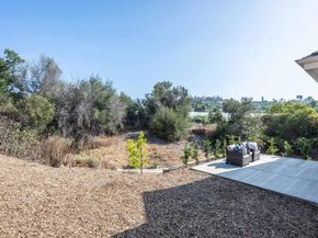 983 La Rueda Drive, Vista CA 92084