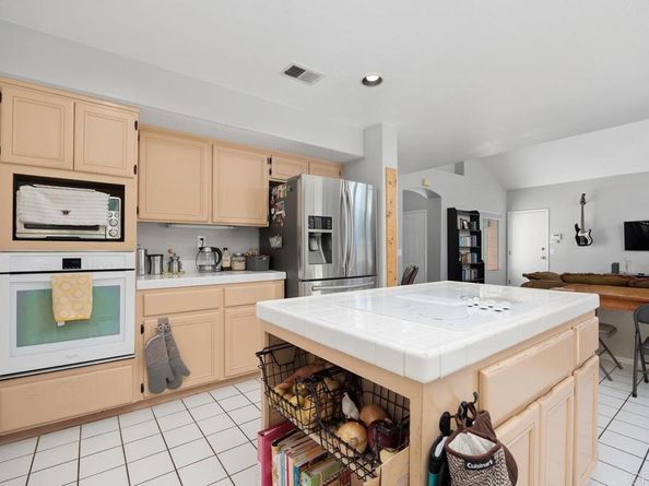 5202 Via Tizon, Oceanside CA 92057
