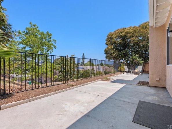 5202 Via Tizon, Oceanside CA 92057