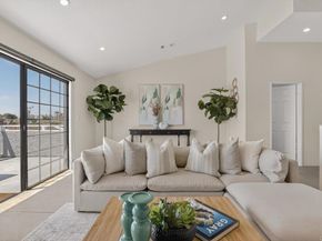 2021 Carnegie Lane Apt 7, Redondo Beach CA 90278