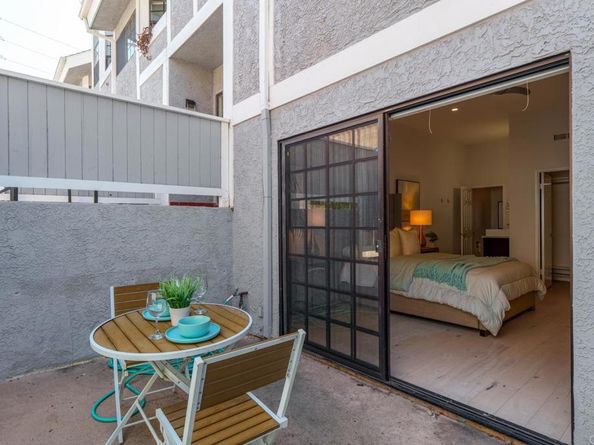 2021 Carnegie Lane Apt 7, Redondo Beach CA 90278