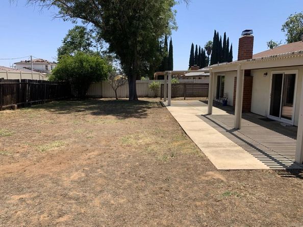 3032 Laurashawn Ln, Escondido CA 92026