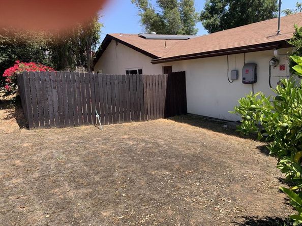 3032 Laurashawn Ln, Escondido CA 92026